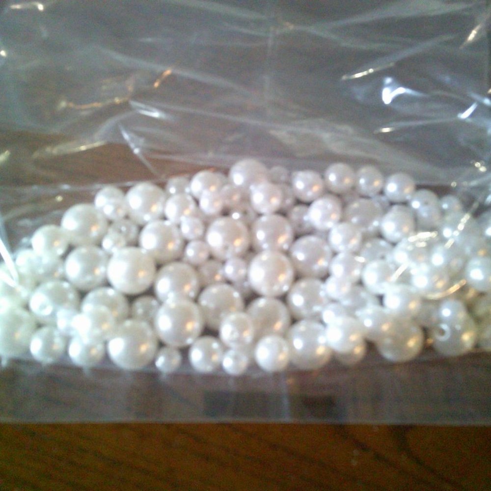 Arts & Craft Pearls 75 pieces